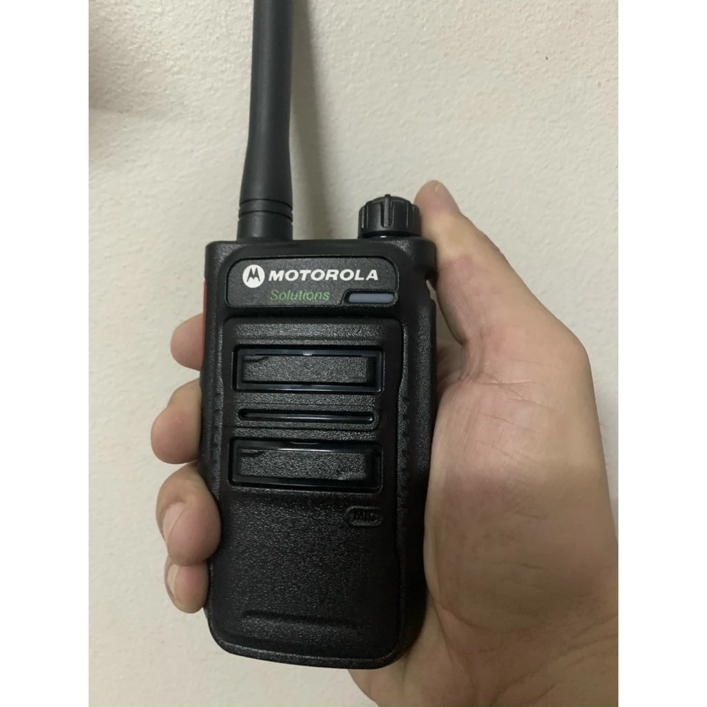 Bộ đàm Motorola MT 288 công suất 5W - Khoảng cách 3km - Pin 2000mAh