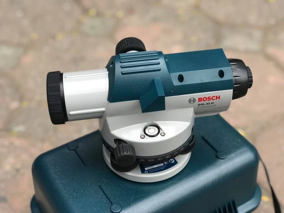 Máy thủy bình Bosch GOL 32D