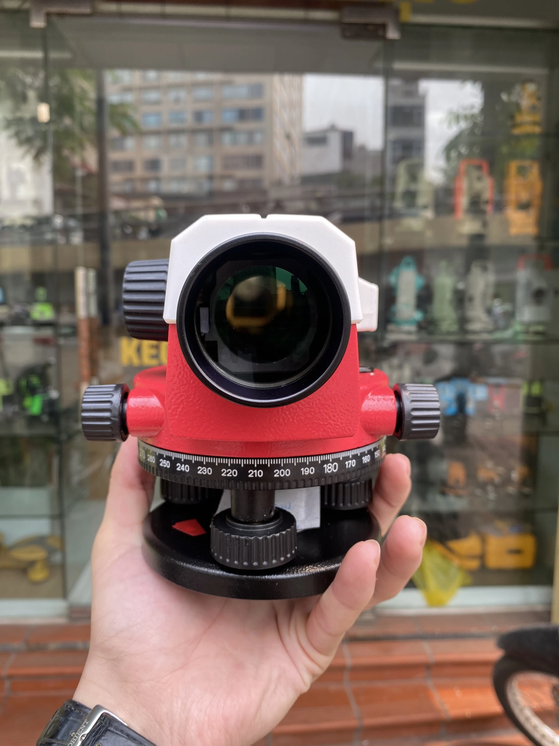 MÁY THUỶ BÌNH LEICA NA32