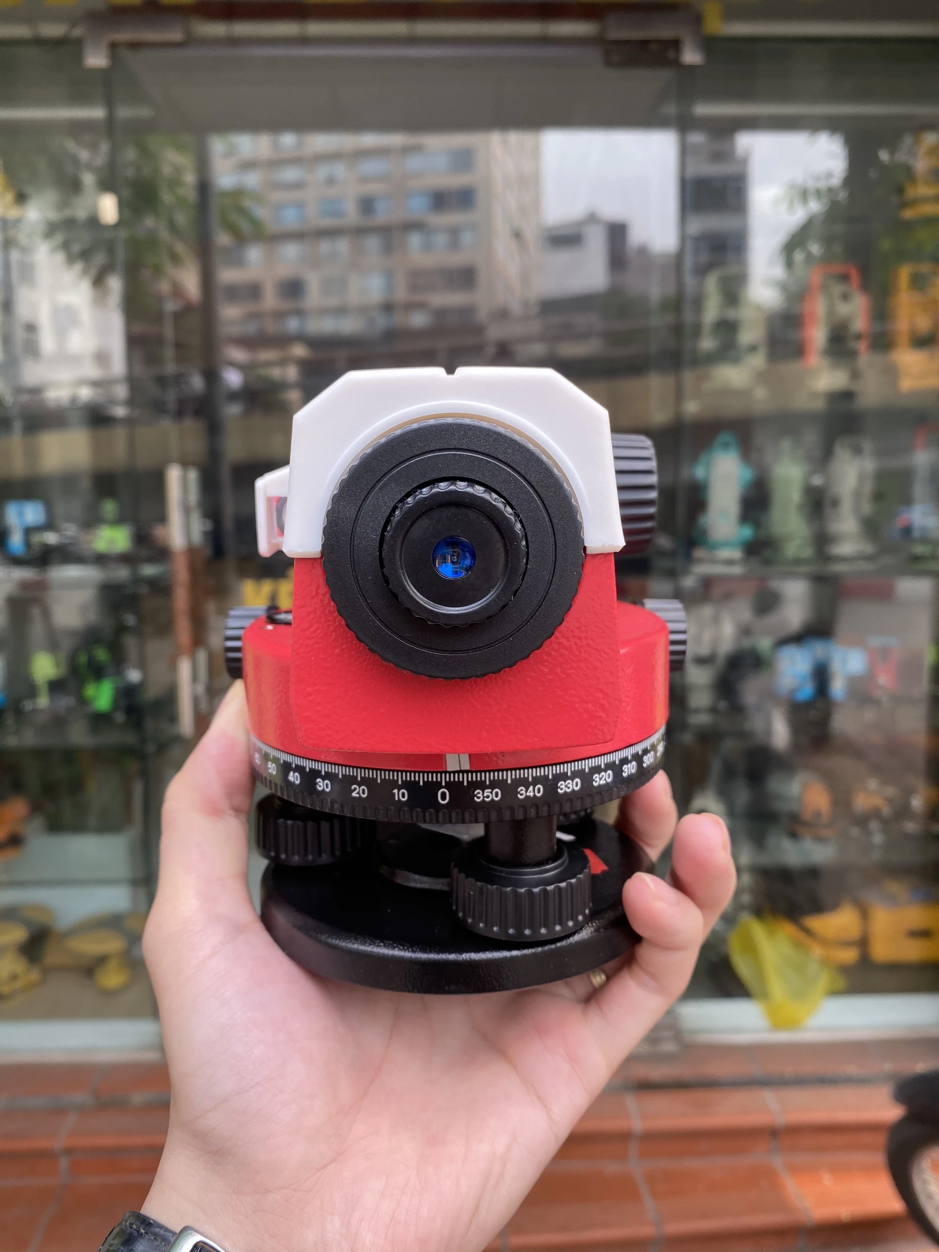 MÁY THUỶ BÌNH LEICA NA32