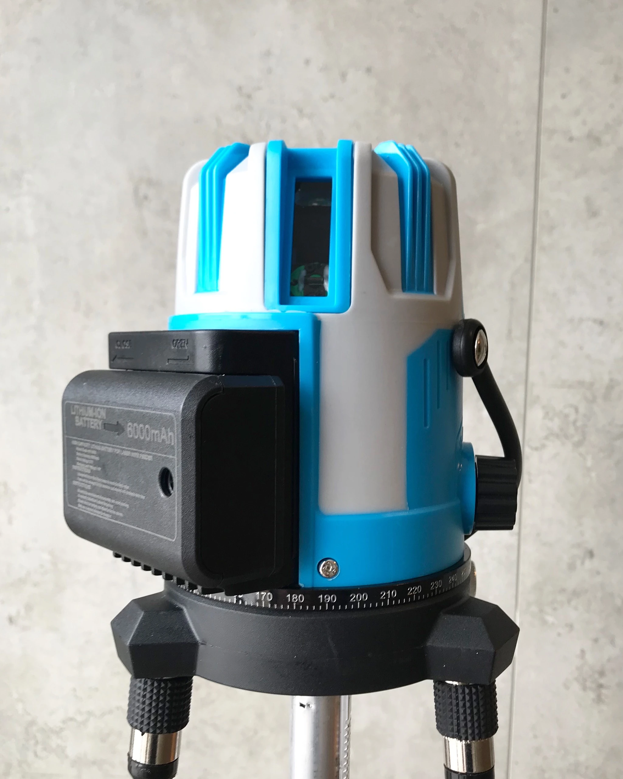 Máy Cân Bằng Laser Geotes Class A 5 tia xanh, Bóng Led Siêu Sáng [Bán Chạy]